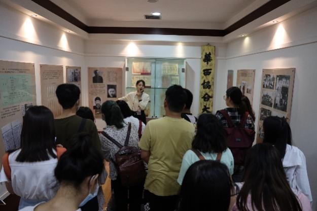 连年学科排全国第一!来看看金年会诚信信誉至上华西护理学人才培养模式